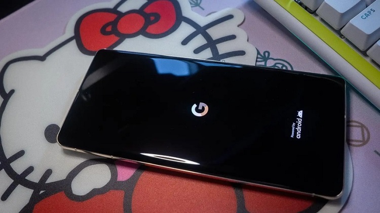 Video kỳ lạ khiến hàng loạt smartphone sập nguồn